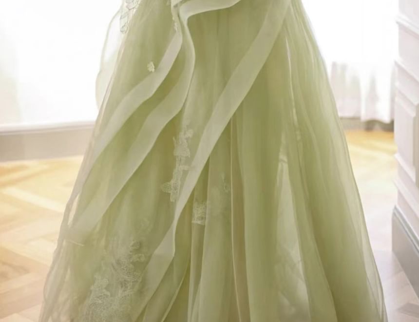 Plain Floral Applique Ruffle Panel Mesh A-Line Tube Evening Gown