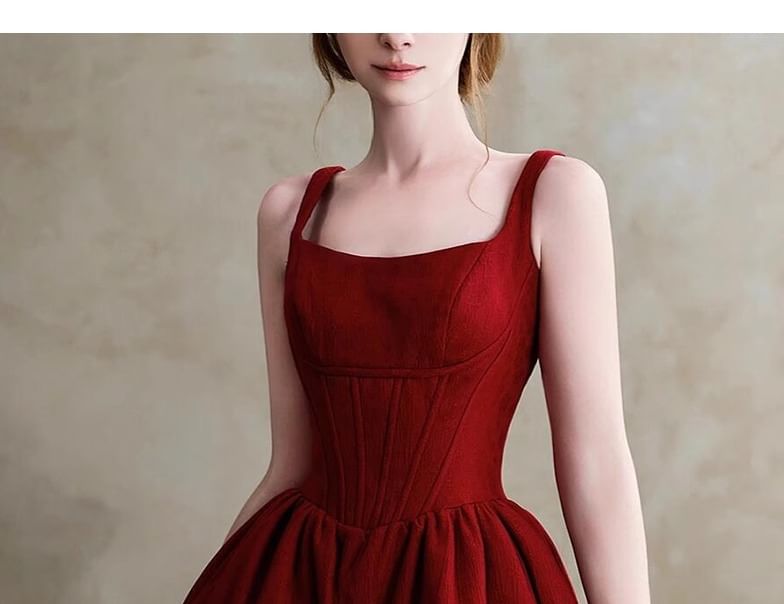 Sleeveless Square Neck Plain Panel Mesh A-Line Evening Gown