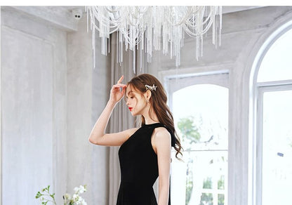 Sleeveless Mock Neck Plain Bow Cutout A-Line Evening Gown