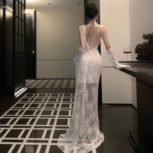 Spaghetti Strap Plain Backless Lace Sheath Wedding Gown