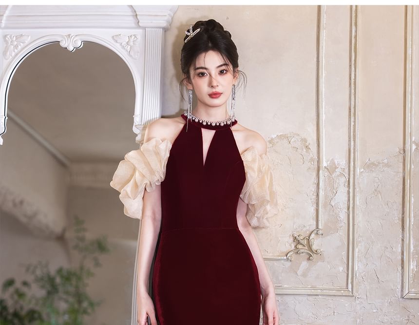 Puff-Sleeve Cold-Shoulder Two Tone Bead Sheath Evening Gown