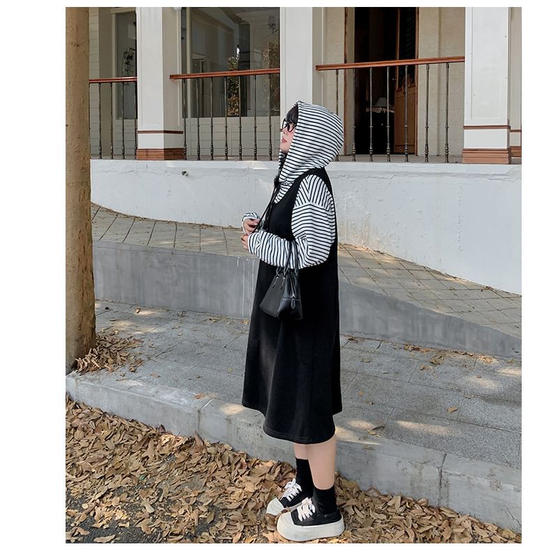 Plus Size Set: Striped Hoodie + Scoop Neck Half-Buttoned Plain Midi Overall Dress