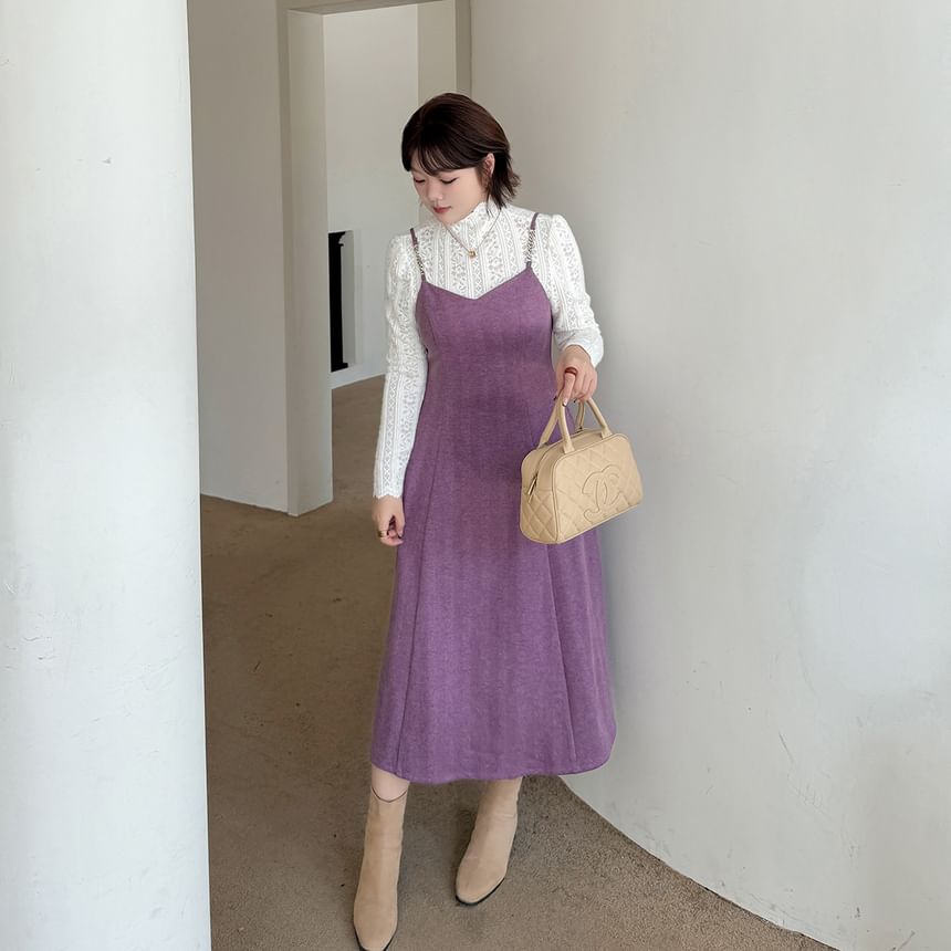 Plus Size Set: Long-Sleeve Turtleneck Lace Top + Spaghetti Strap V-Neck Plain Midi A-Line Dress