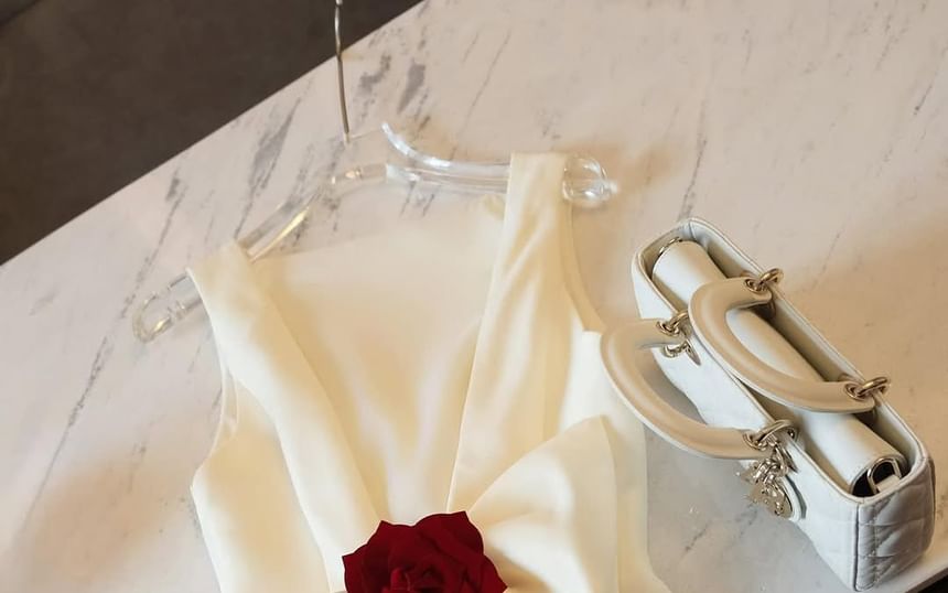 Sleeveless Boat Neck Bow Accent Open Back Mini A-Line Cocktail Dress