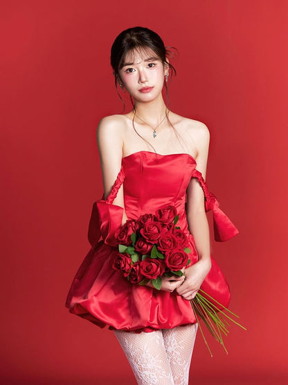 Off-Shoulder Plain Bow Accent Bubble Hem Mini A-Line Cocktail Dress
