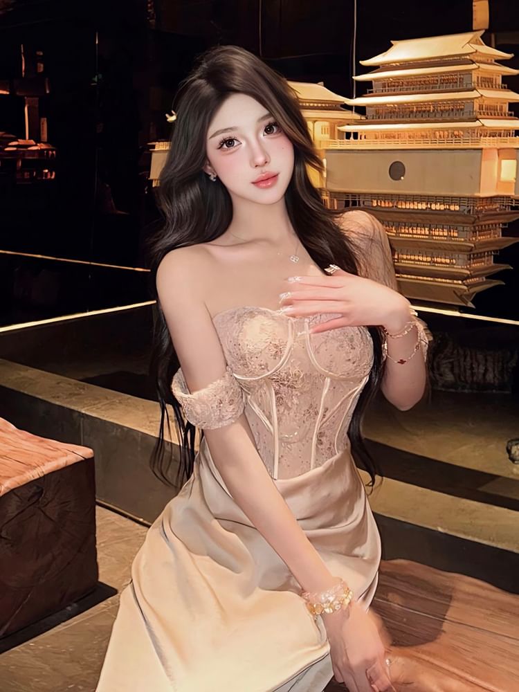 Off-Shoulder Lace Panel Ruched Corset Sheath Evening Gown