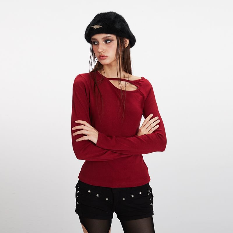 Cut-Out Detail Slim Tee with Long Sleeves