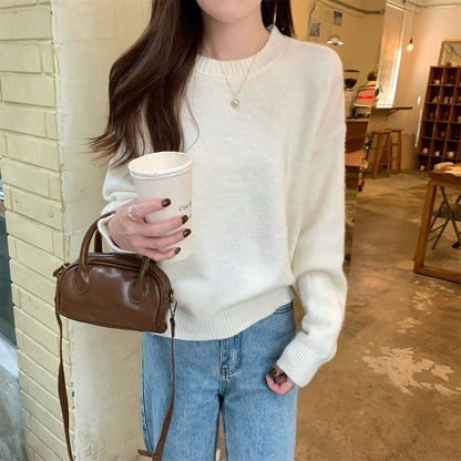 Classic Round Neck Plain Knit Pullover Sweater
