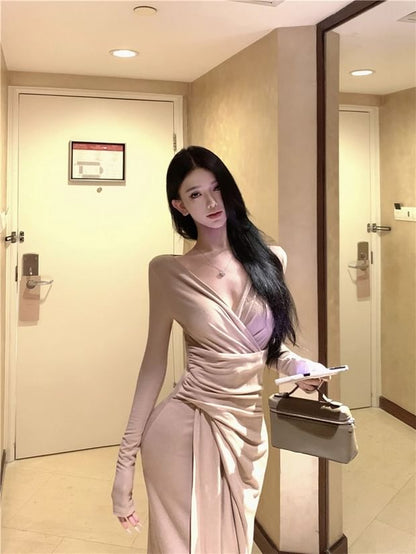 Long-Sleeve V-Neck Plain Ruched Front-Slit Maxi Sheath Dress