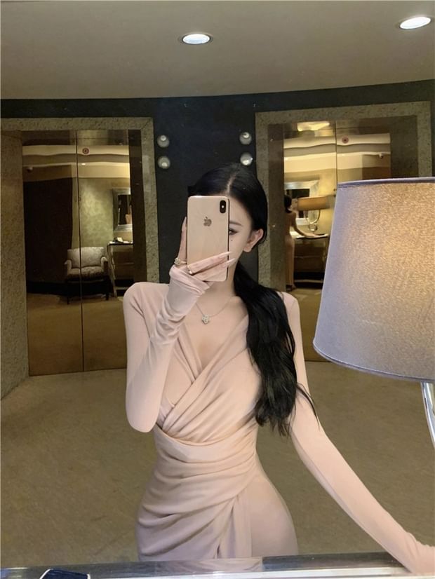 Long-Sleeve V-Neck Plain Ruched Front-Slit Maxi Sheath Dress