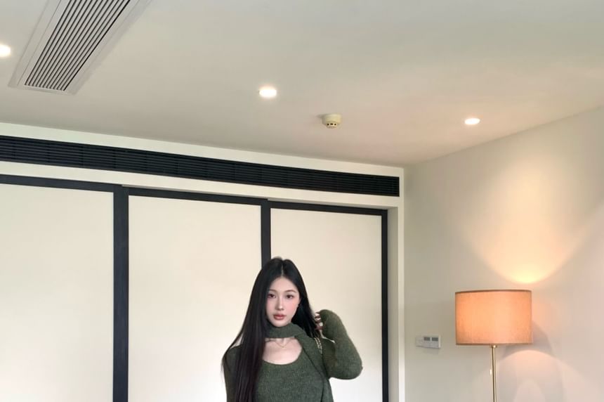 Long-Sleeve Scoop Neck Melange Maxi Sheath Knit Dress
