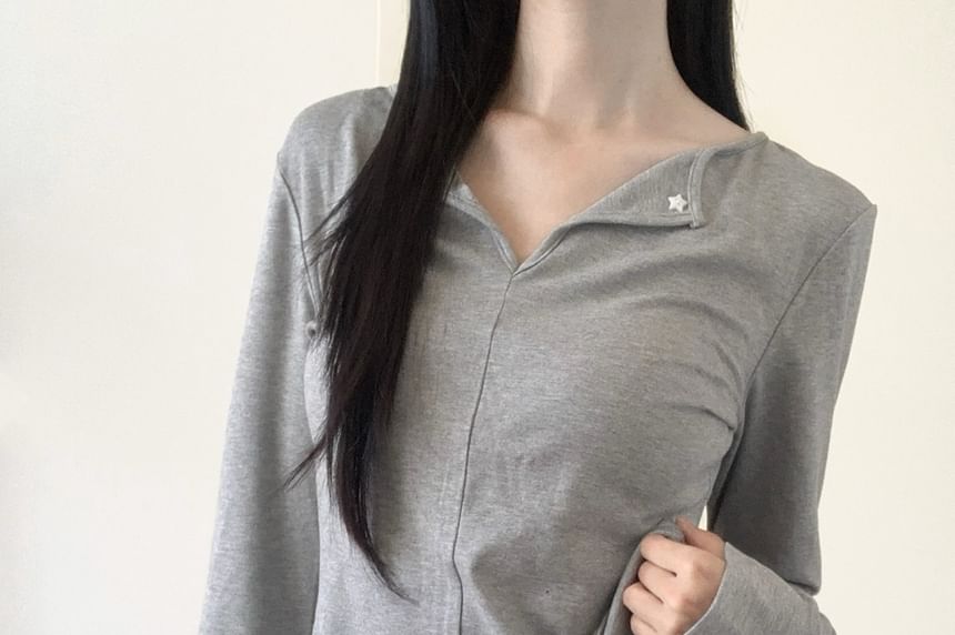 V-Neck Long-Sleeve Tee