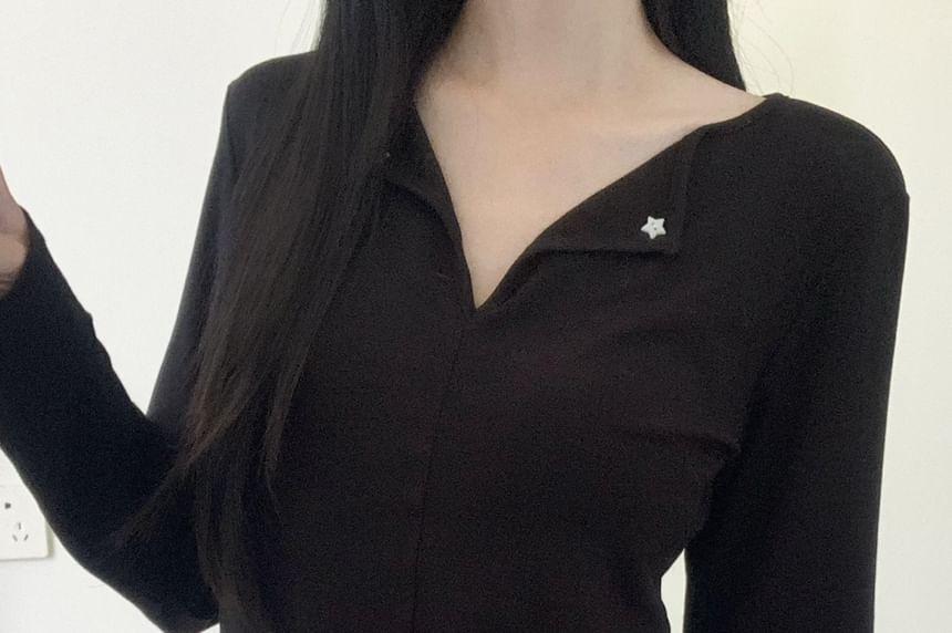 V-Neck Long-Sleeve Tee