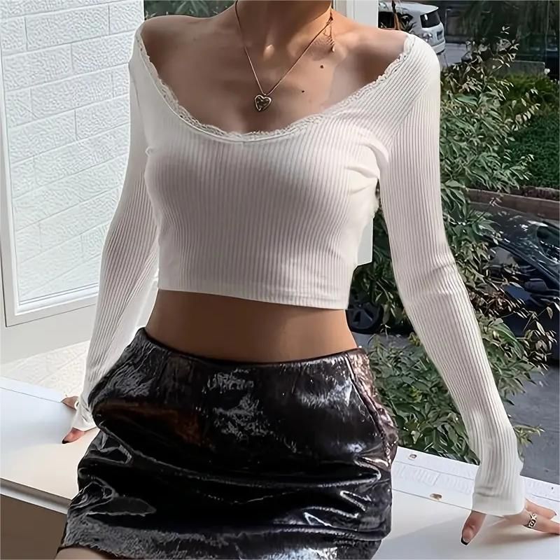 Long-Sleeve Scoop Neck Backless Ribbed Crop Top