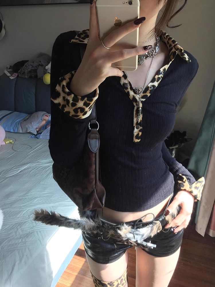 Leopard-Print Panel Collared Fitted Cropped Long-Sleeve Tee