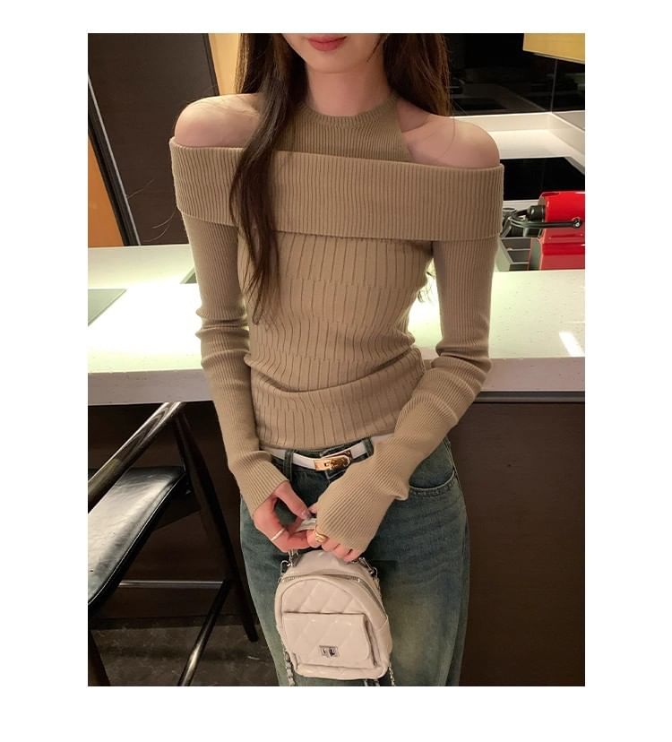 Halter Neck Cold Shoulder Crop Knit Long-Sleeve Top
