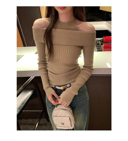 Halter Neck Cold Shoulder Crop Knit Long-Sleeve Top