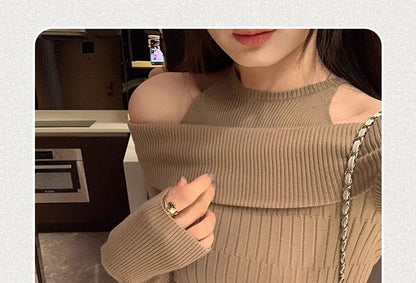 Halter Neck Cold Shoulder Crop Knit Long-Sleeve Top