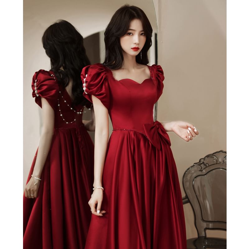 Short Puff Sleeve Sweetheart Neck Plain Bow Beaded Satin A-Line Evening Dress