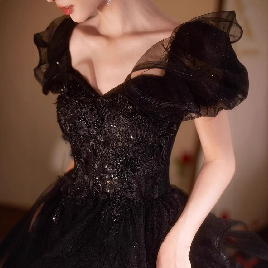 Short Sleeve Sweetheart Neck Plain Sequin Embroidered Glitter Ruffle Mesh A-Line Evening Gown