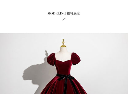 Short Puff Sleeve Sweetheart Neck Bow Velvet A-Line Evening Gown