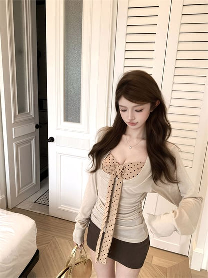 Two-Piece Set: Plain Scoop Neck Tee and Polka Dot Tube Top