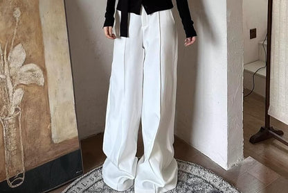Scoop Neck Button-Up Solid Crop Long-Sleeve Top