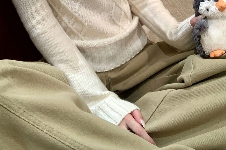 Slim-Fit Cable Knit Half-Button Collared Long-Sleeve Top