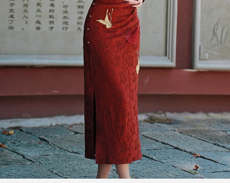 Long-Sleeve Butterfly Jacquard Midi Qipao / Tassel Shawl / Set