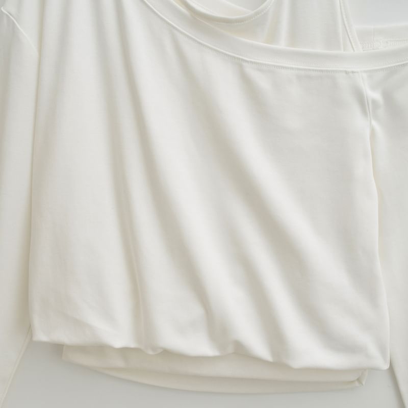 Cutout Shoulder Solid Crop Sweatshirt