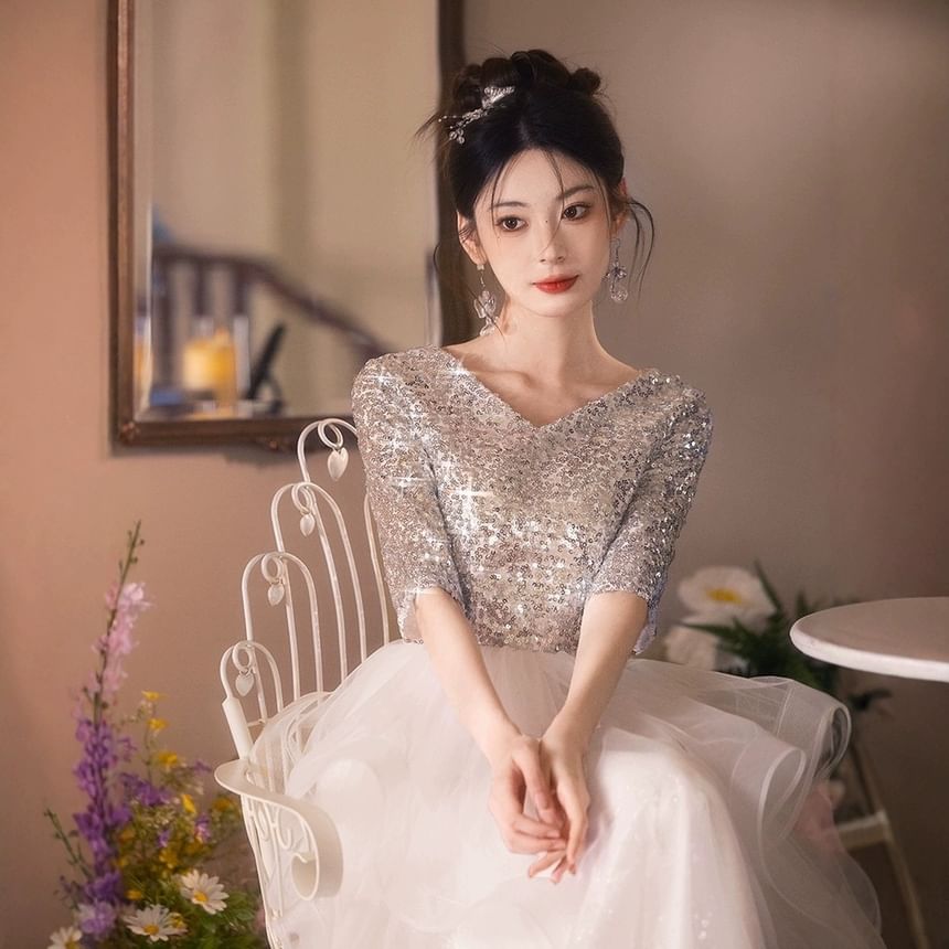 Elbow Sleeve V-Neck Sequin Ruffle Mesh A-Line Evening Gown