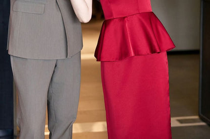 Sleeveless Crew Neck Plain Rhinestone Peplum Satin Midi Sheath Cocktail Dress