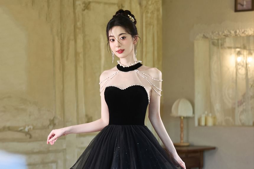 Sleeveless Mock Neck Glitter Faux Pearl Strand Beaded Ruffle Panel Mesh A-Line Evening Gown