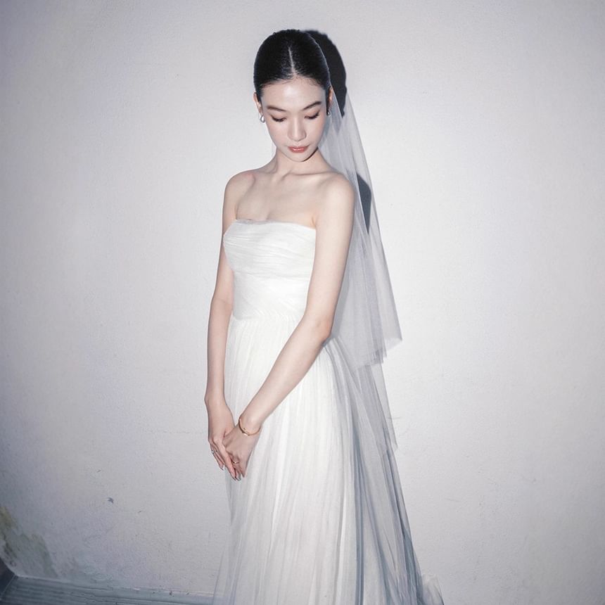 Plain Gathered Mesh A-Line Tube Wedding Gown