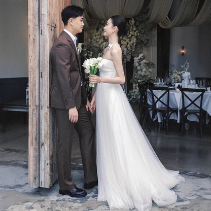 Plain Gathered Mesh A-Line Tube Wedding Gown