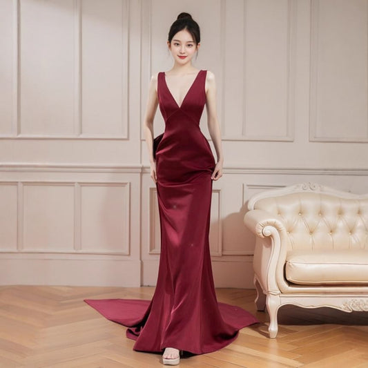 Sleeveless V-Neck Plain Bow Backless Trumpet Evening Gown