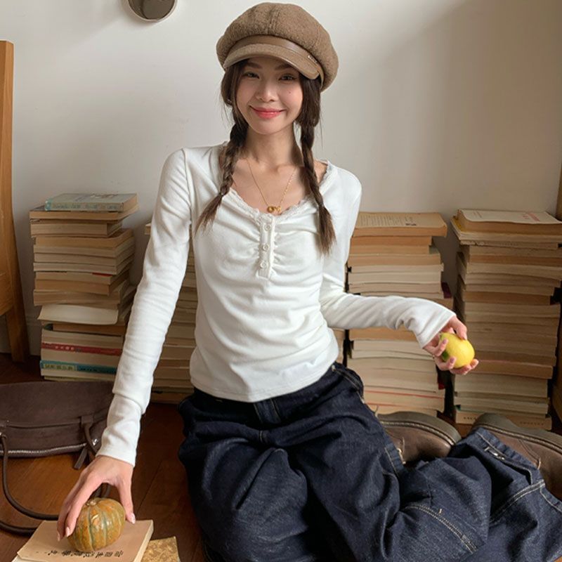 Lace-Trimmed Slim-Fit Long-Sleeve Solid Blouse
