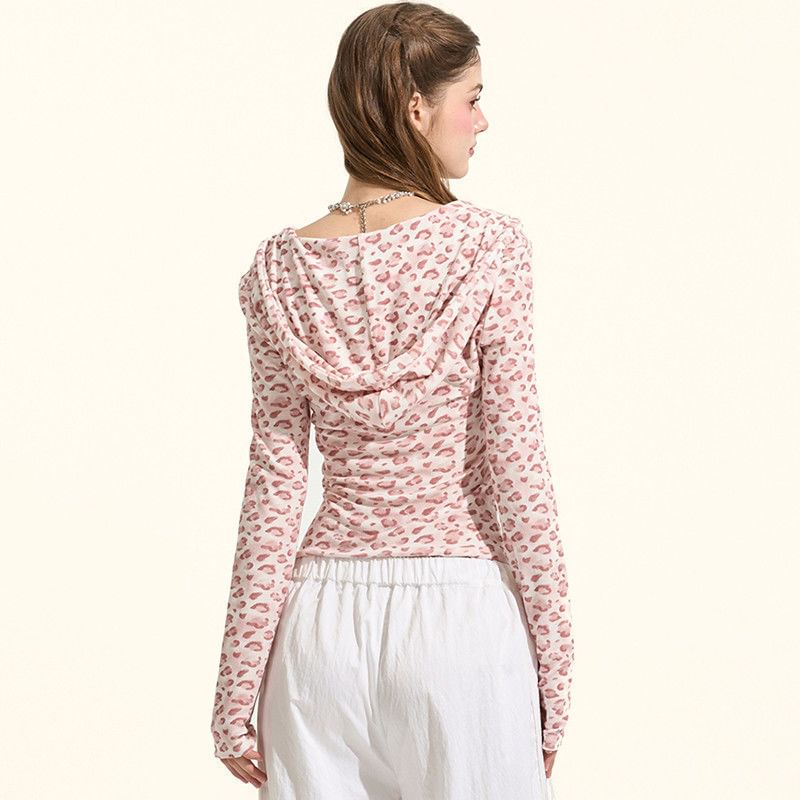 Leopard-Print V-Neck Fitted Long-Sleeve Hooded Tee