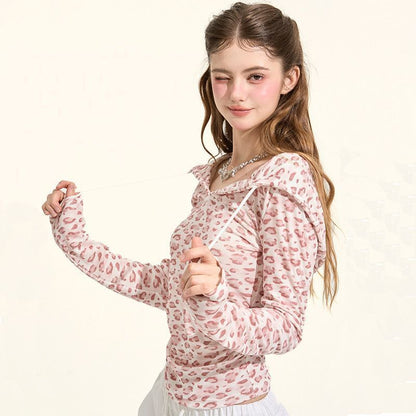 Leopard-Print V-Neck Fitted Long-Sleeve Hooded Tee