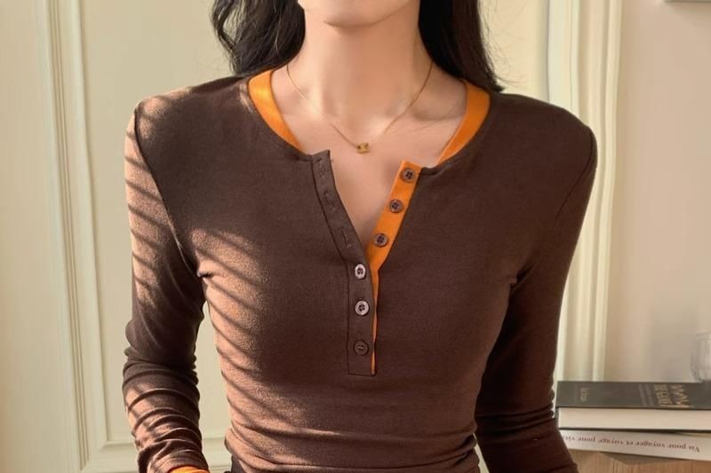 Slim-Fit Color-Block Henley Top with Mock Neck and Long Sleeves