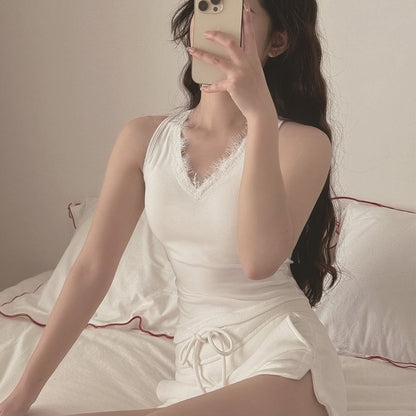 Asymmetrical Lace Trim Padded Crop Tank with V-Neck