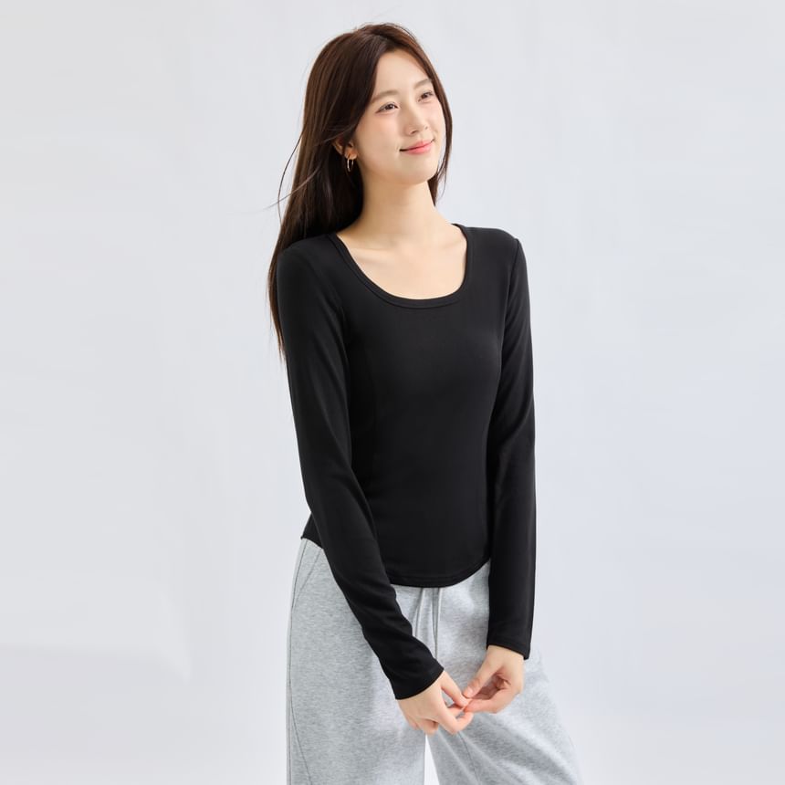 Slim Fit Scoop Neck T-Shirt with Long Sleeves