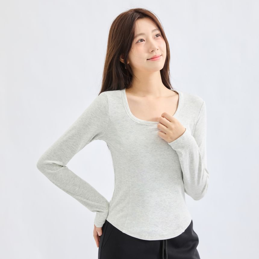 Slim Fit Scoop Neck T-Shirt with Long Sleeves