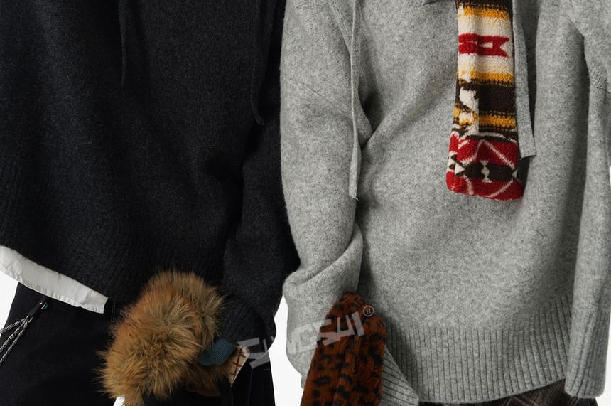 Solid Hooded Sweater for Everyday Wear