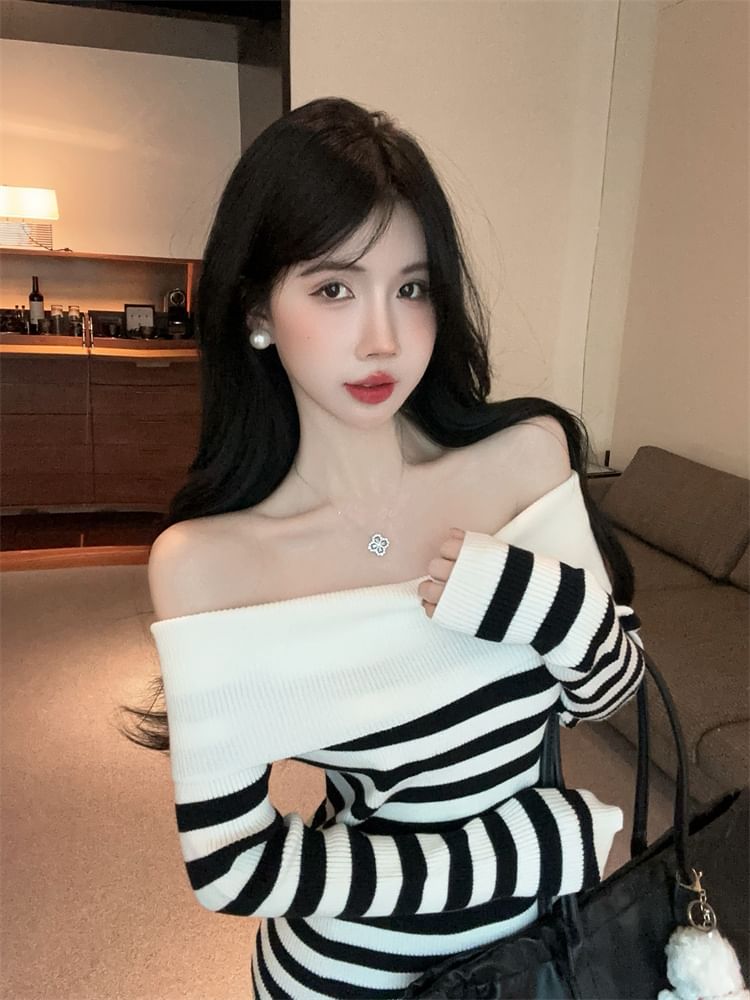 Long Sleeve Off Shoulder Striped Maxi Bodycon Dress