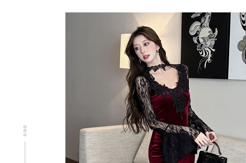 Long-Sleeve Scoop Neck Plain Lace Panel Velvet Maxi A-Line Dress