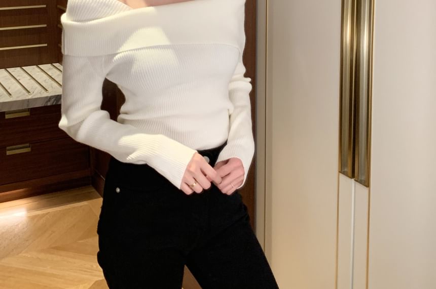 Square Neck Ribbed Knit Top in Solid Color