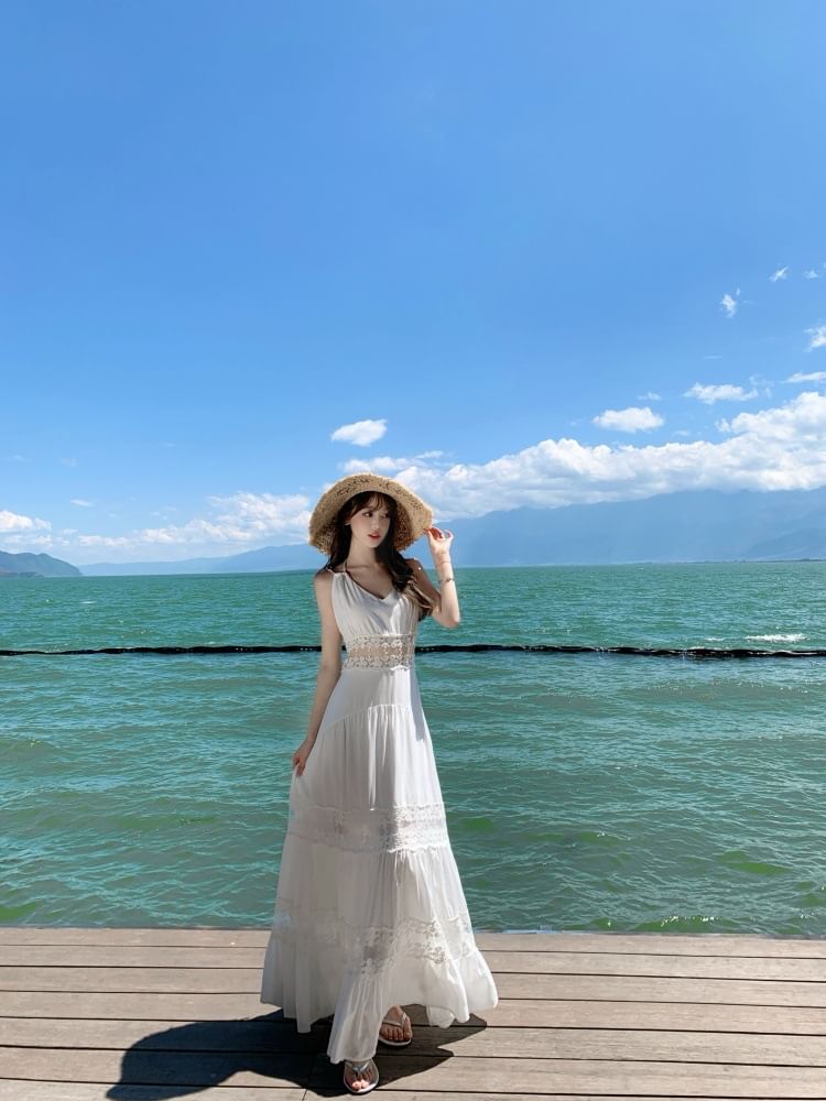 Sleeveless V-Neck Lace Maxi A-Line Dress