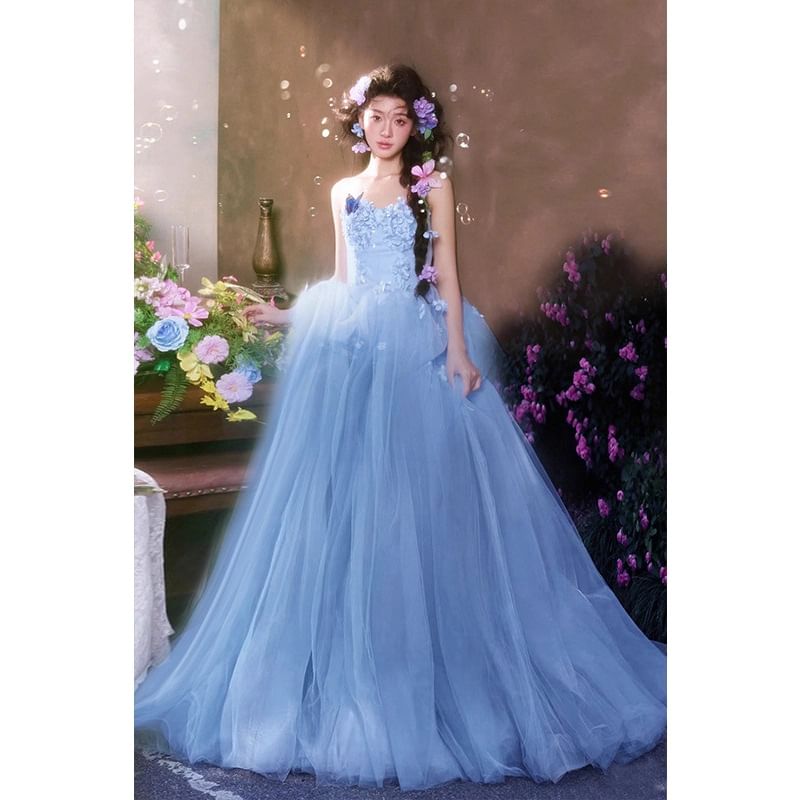 Plain Butterfly Detail A-Line Evening Gown