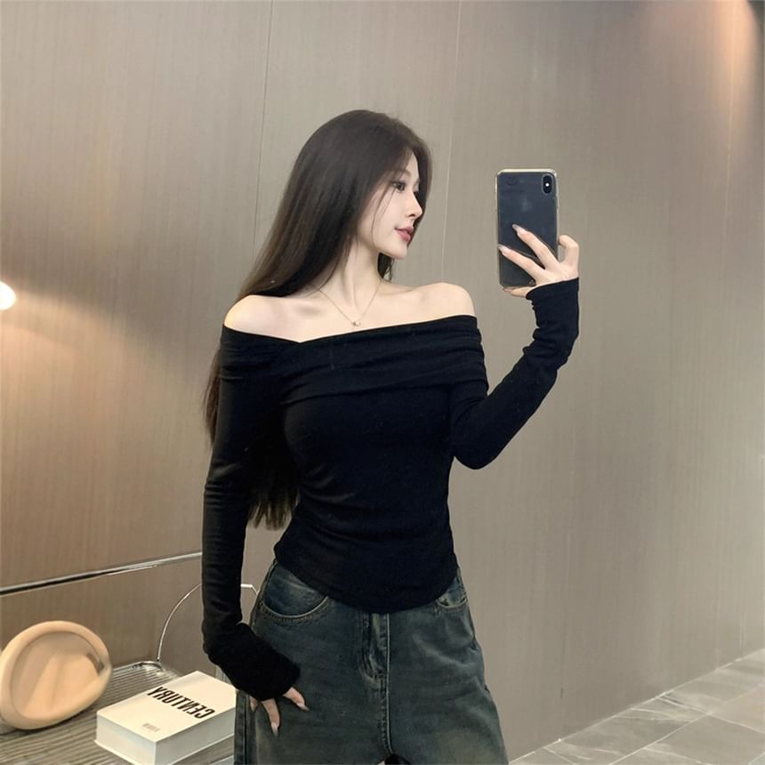 Asymmetrical Neck Cold-Shoulder Knit Long-Sleeve Top